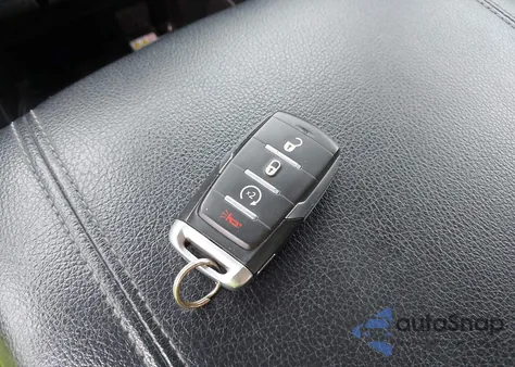 2019 Ram 1500 Big Horn/Lone Star 4X4 5'7 Box из США, поврежденный, VIN 1C6SRFFT1KN650004